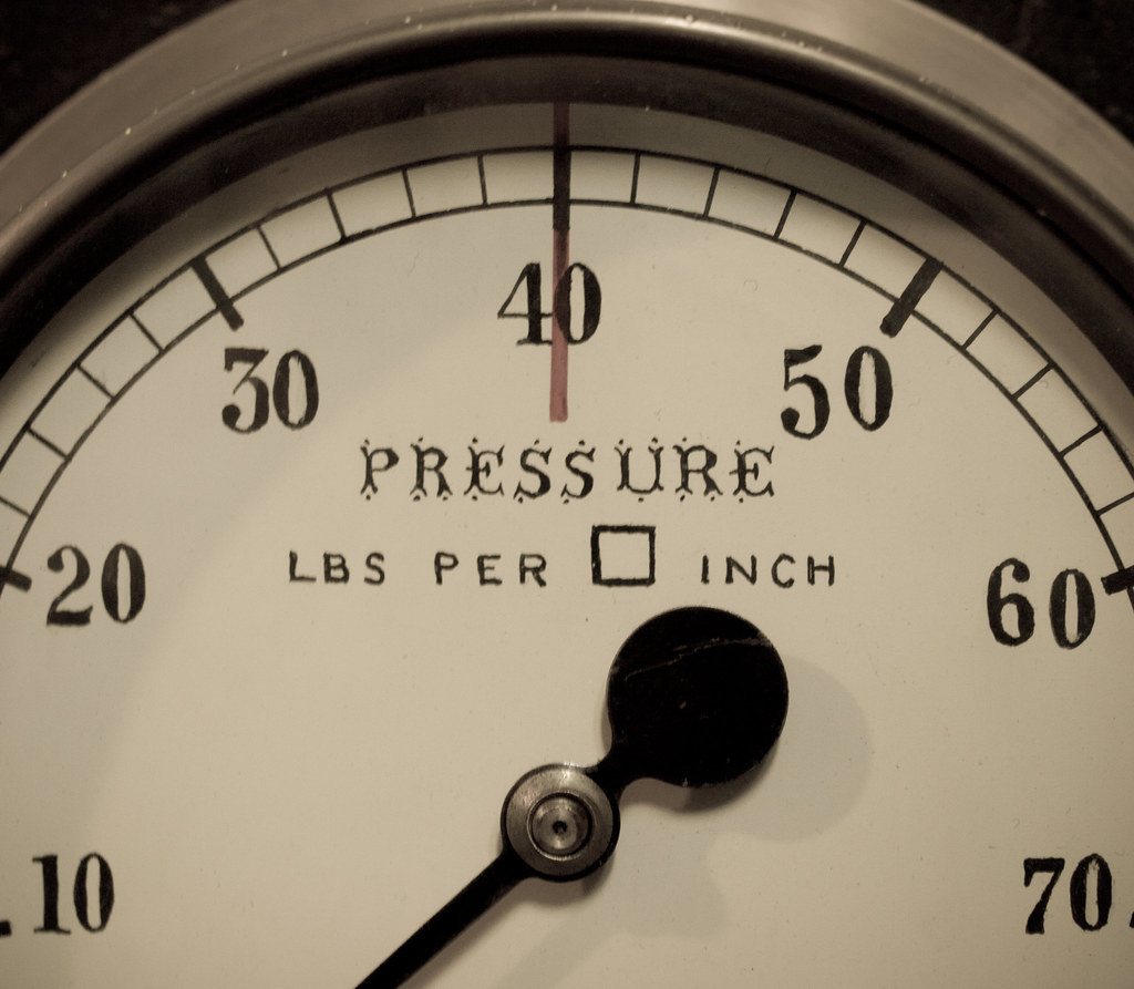 Surpresseur qui démarre sans arrêt : que faire