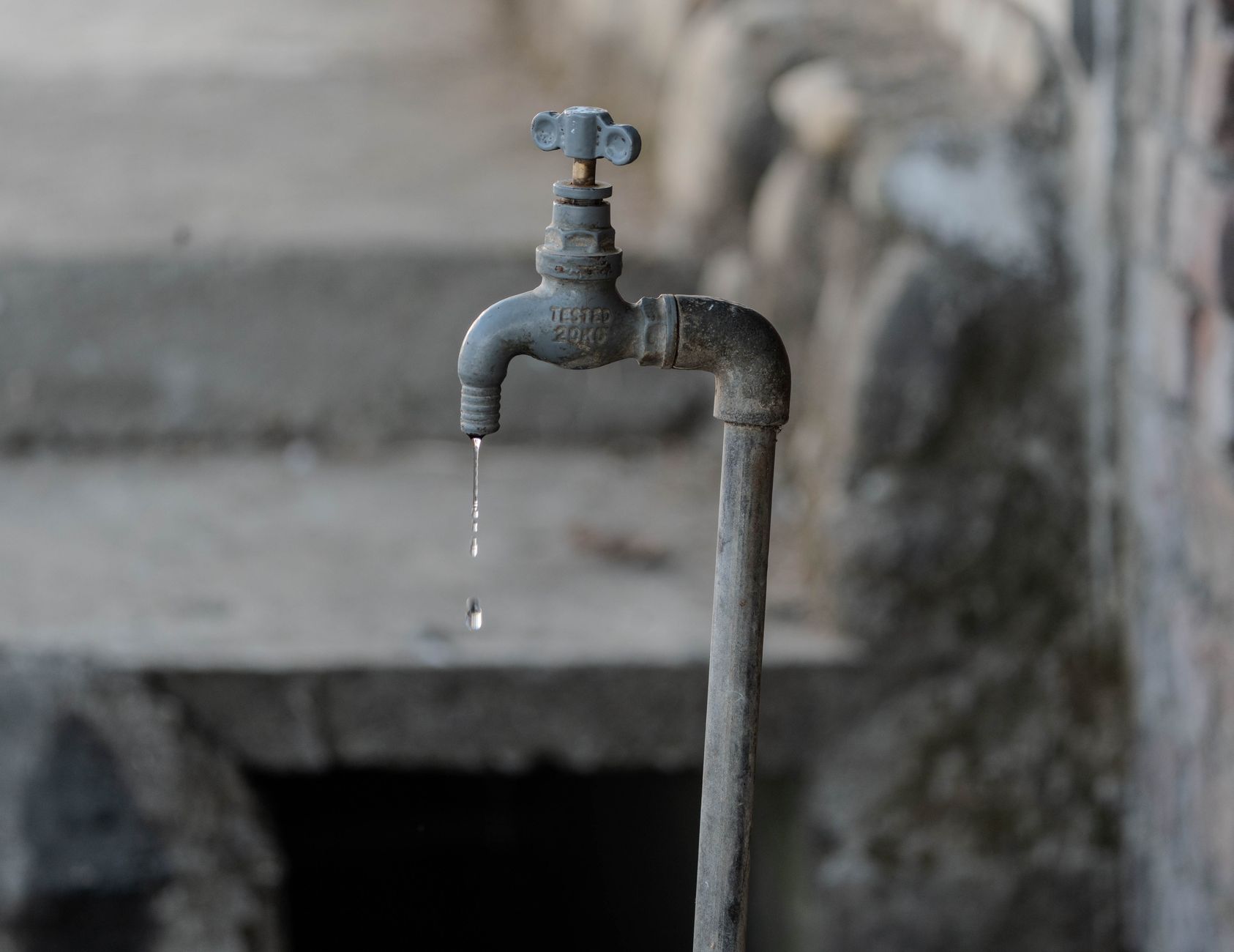 Diagnostiquer une baisse de pression d'eau à la maison